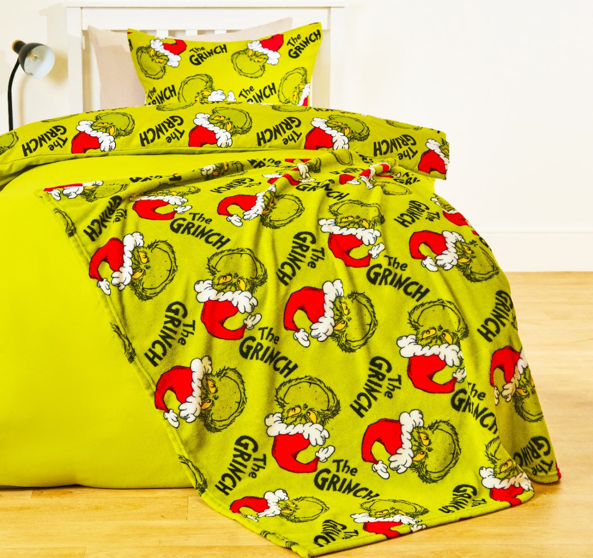 The Grinch Pinted Throw - Green 🇬🇧