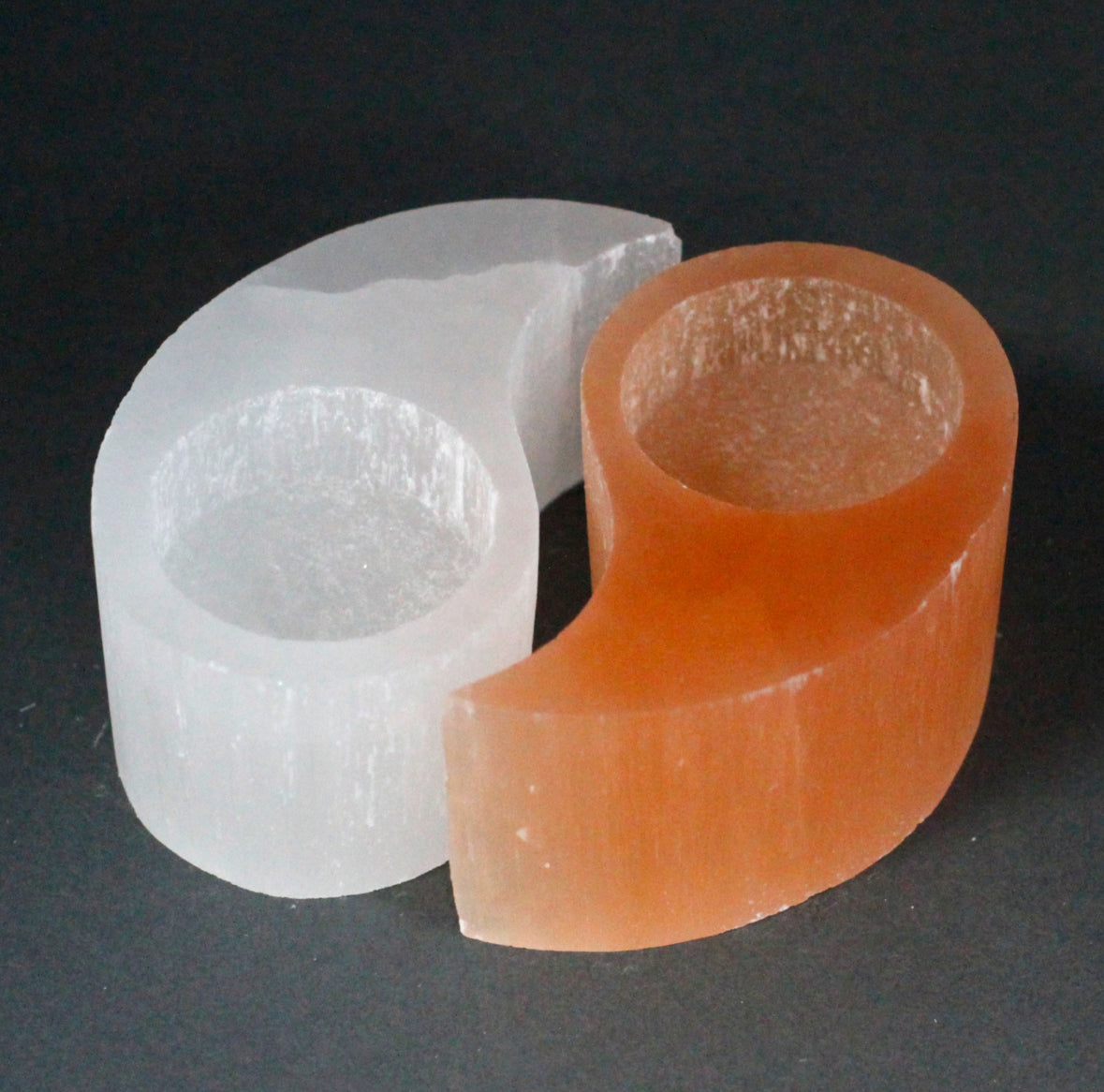 Selenite Ying Yang Candle Holder 🇬🇧