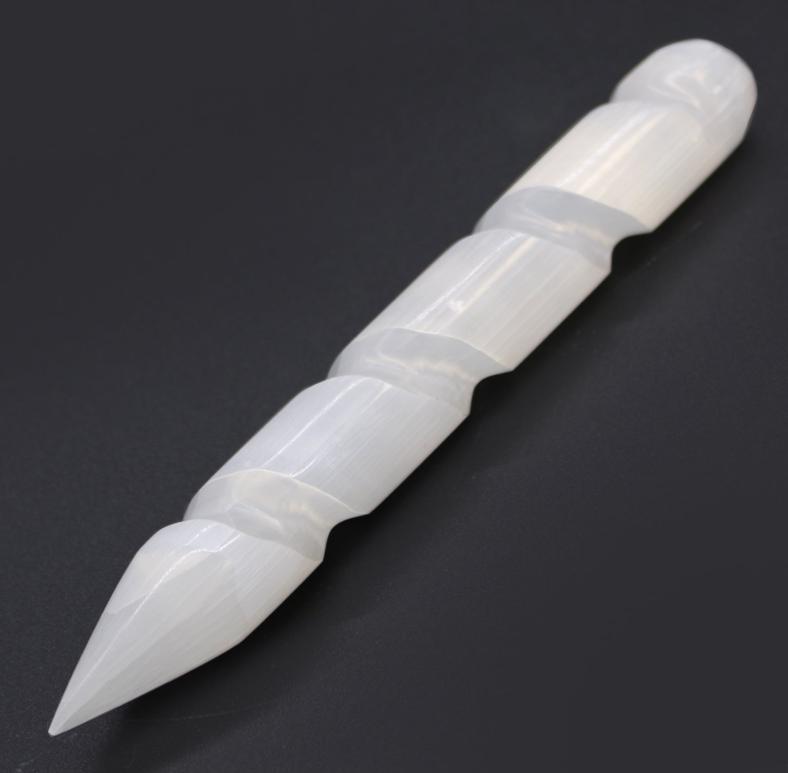 Selenite Spiral Wands - 16 cm (Point One Ends) 🇬🇧