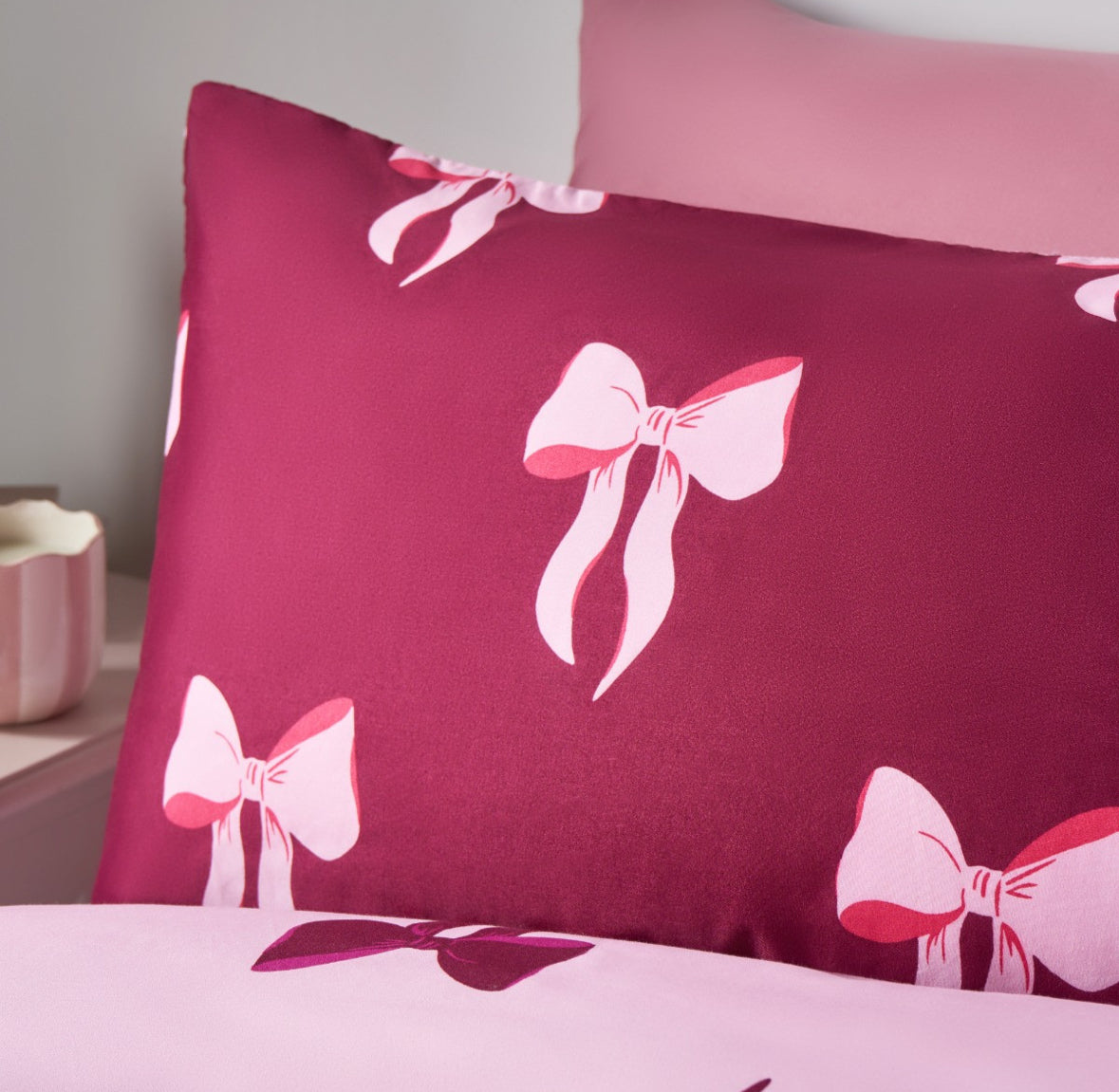 Bow Duvet Cover Set 🇬🇧