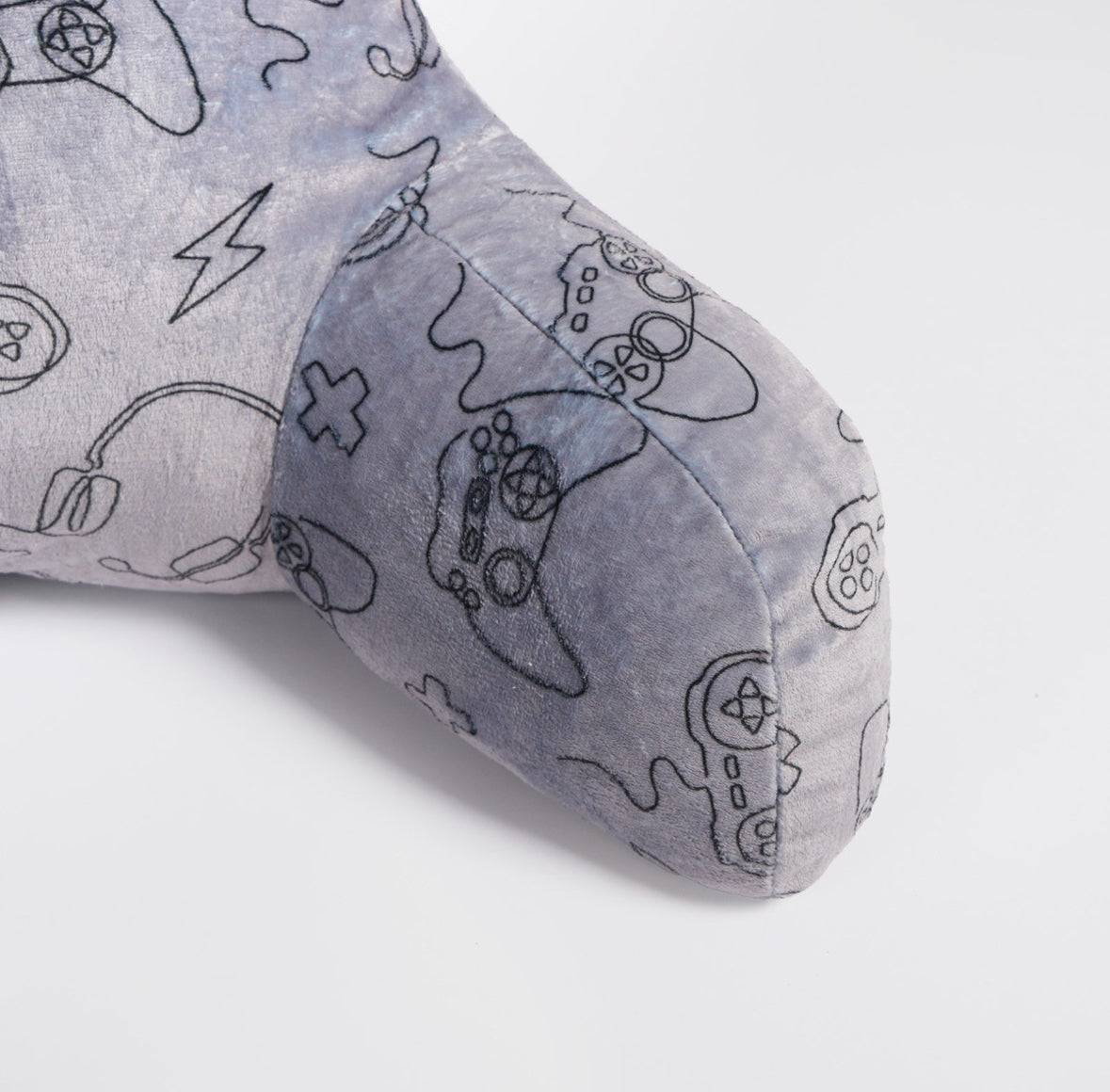 Gaming Print Cuddle Cushion - Grey 🇬🇧