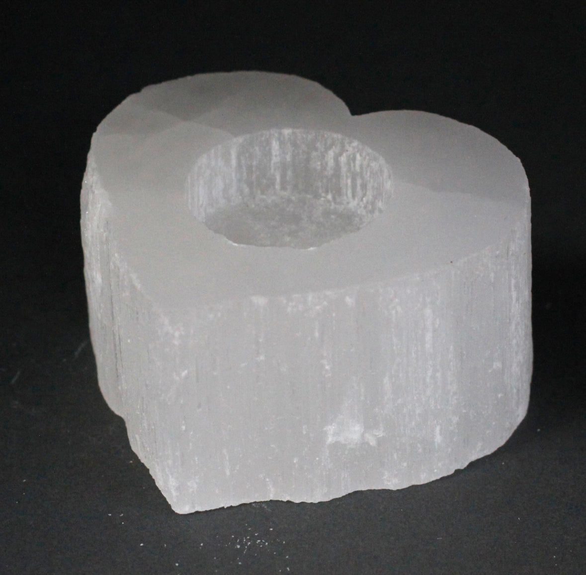Selenite Heart Candle Holder 🇬🇧