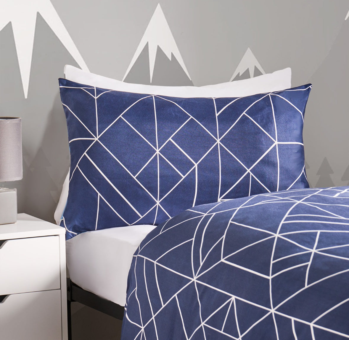 Abstract Camo Reversible Duvet Cover Set 🇬🇧