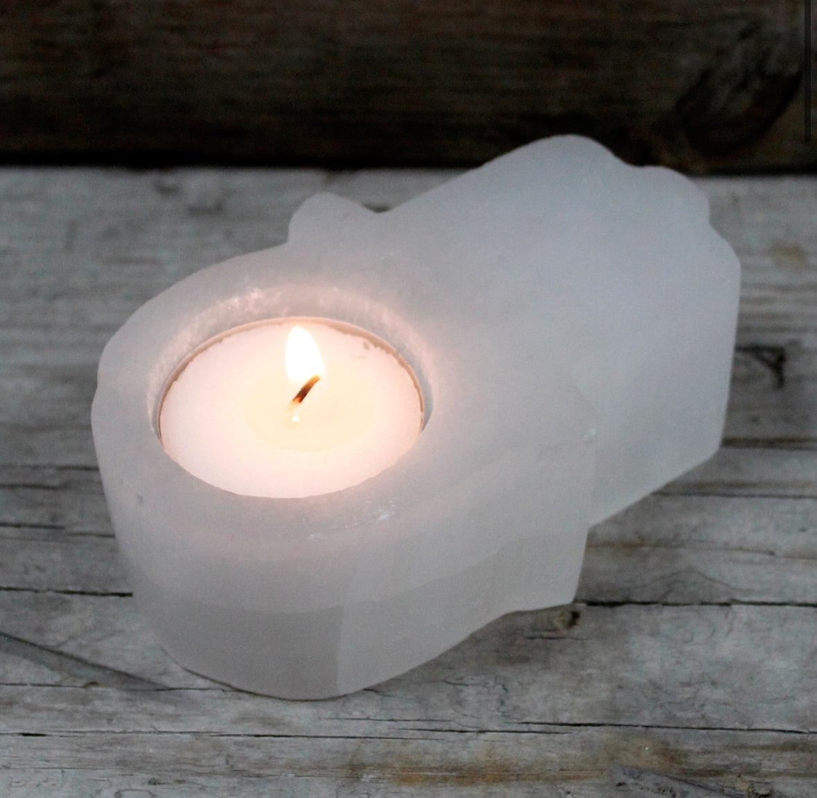 Selenite Hamsa Candle Holder 🇬🇧