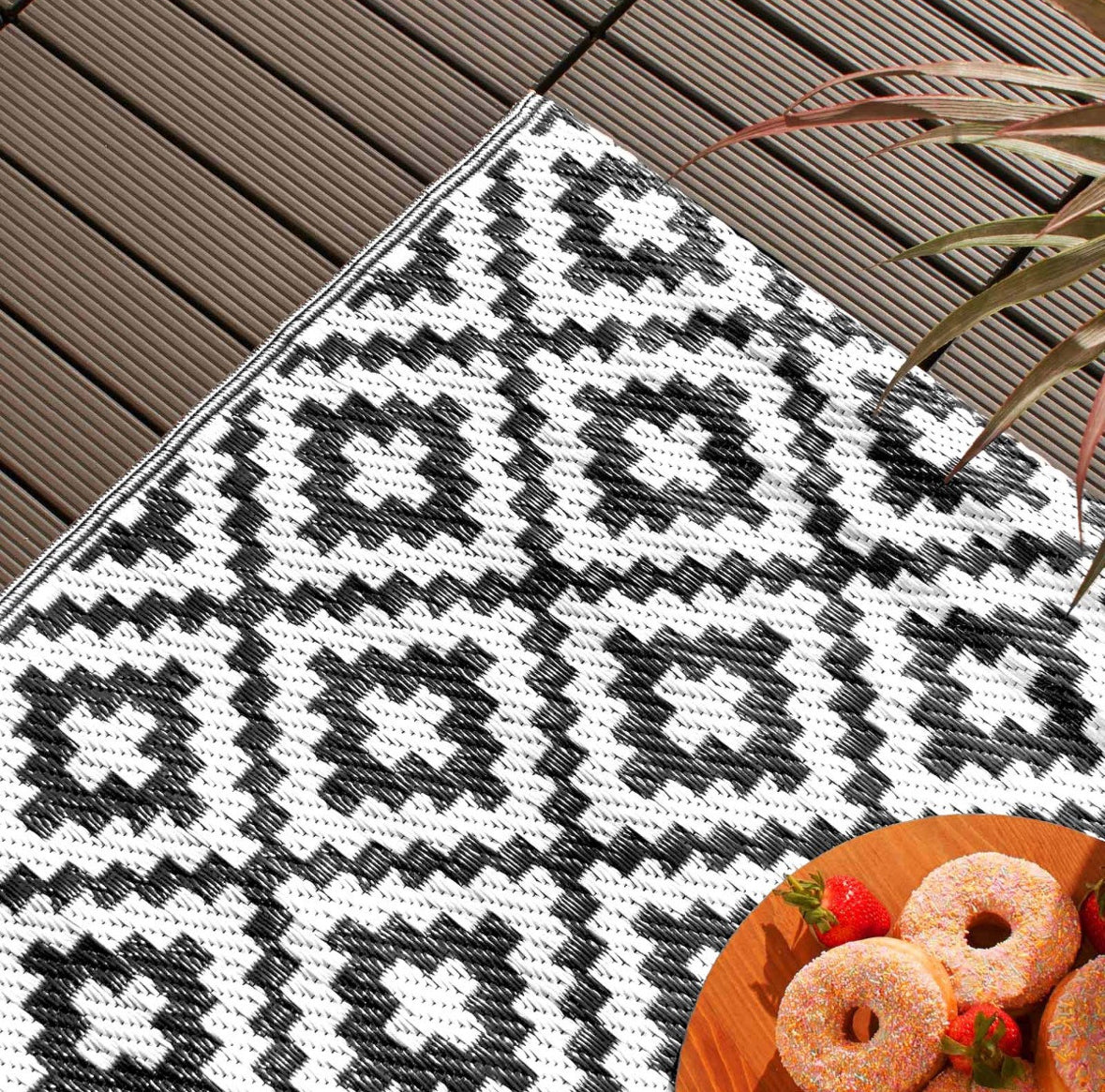 Geometric Print Outdoor Rugs 🇬🇧