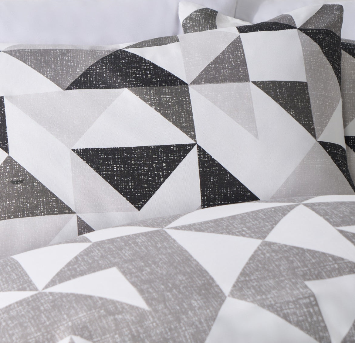 Abstract Shapes Reversible Duvet Cover Set 🇬🇧