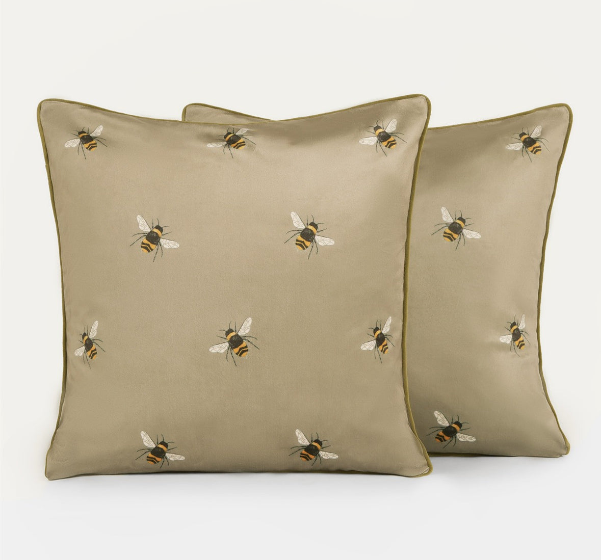 Matte Velvet Bee Print Cushion Covers 🇬🇧