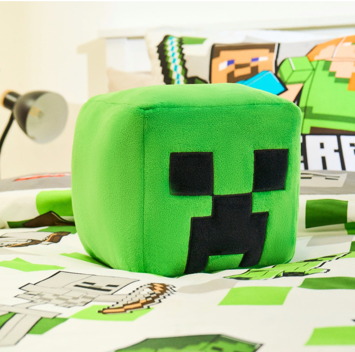 Minecraft Creeper Head Cushion - Green 🇬🇧
