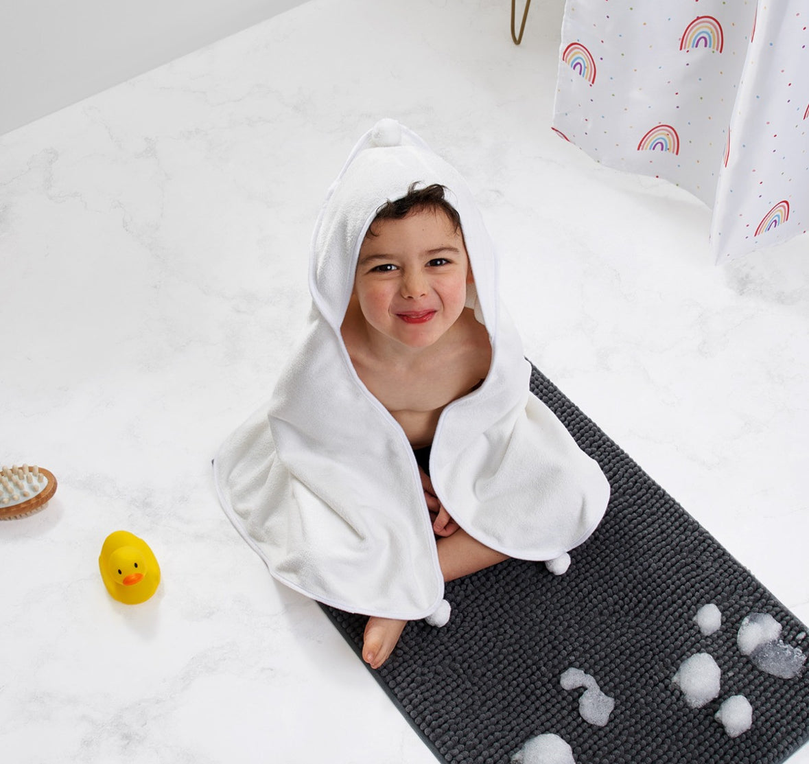 Kids Plain Pom Pom Hooded Towel - White 🇬🇧