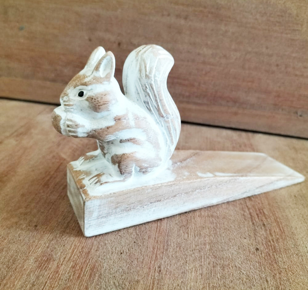 Hand carved Doorstop - Squirrel 🇬🇧