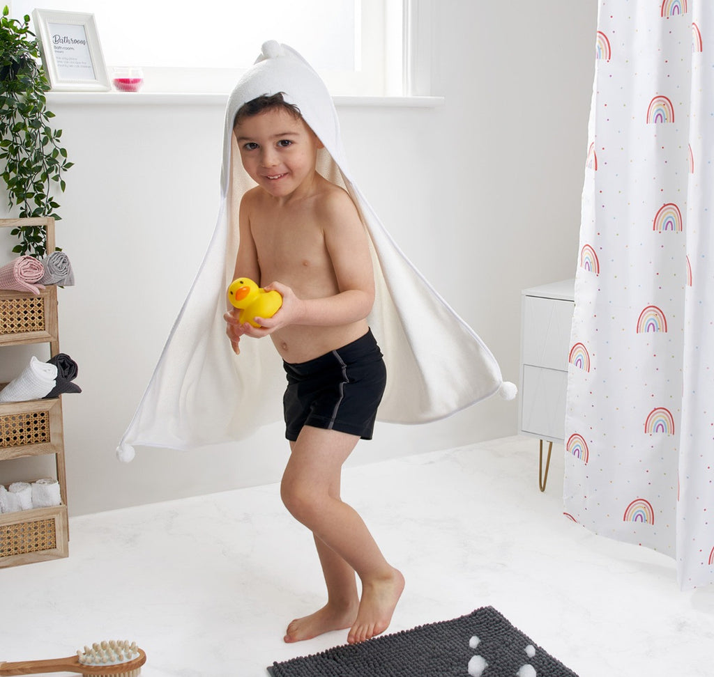 Kids Plain Pom Pom Hooded Towel - White 🇬🇧