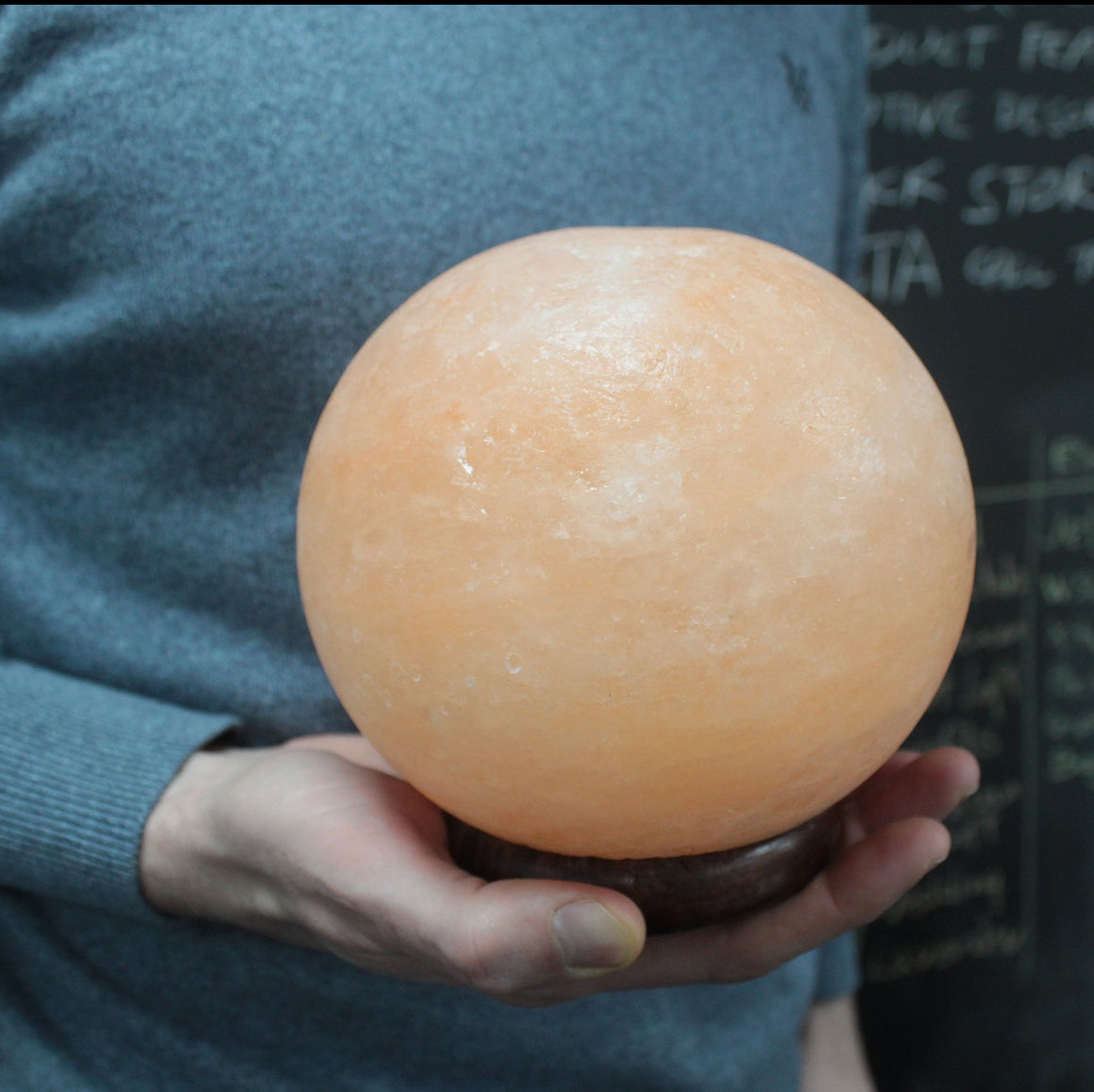 Salt Lamp Ball - Big Wooden Base 🇬🇧