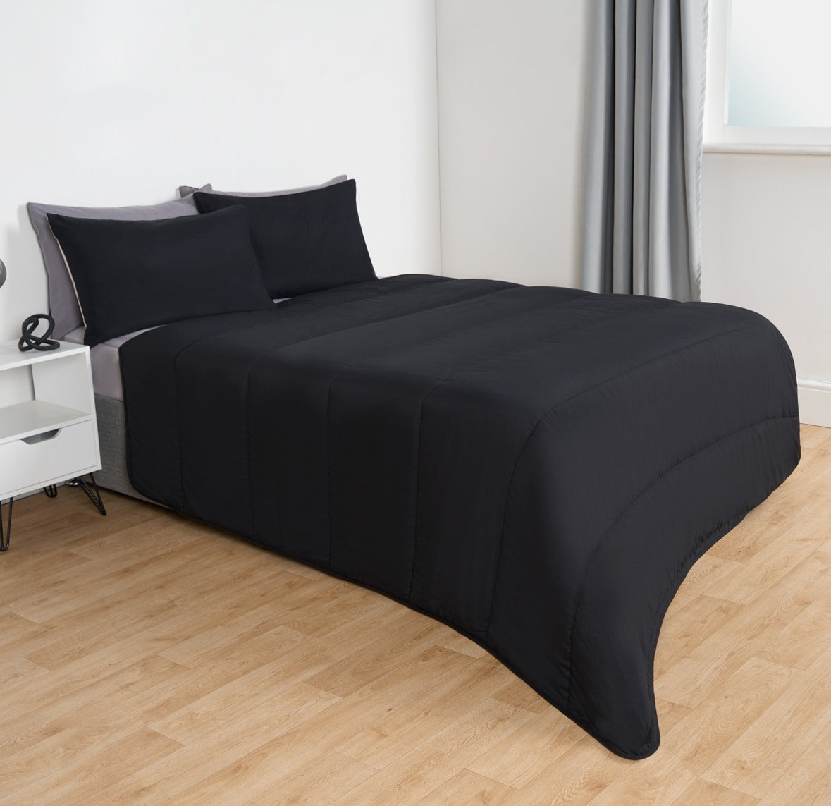 Coverless 10.5 Tog Reversible Duvet & Pillowcase - Black/Grey 🇬🇧