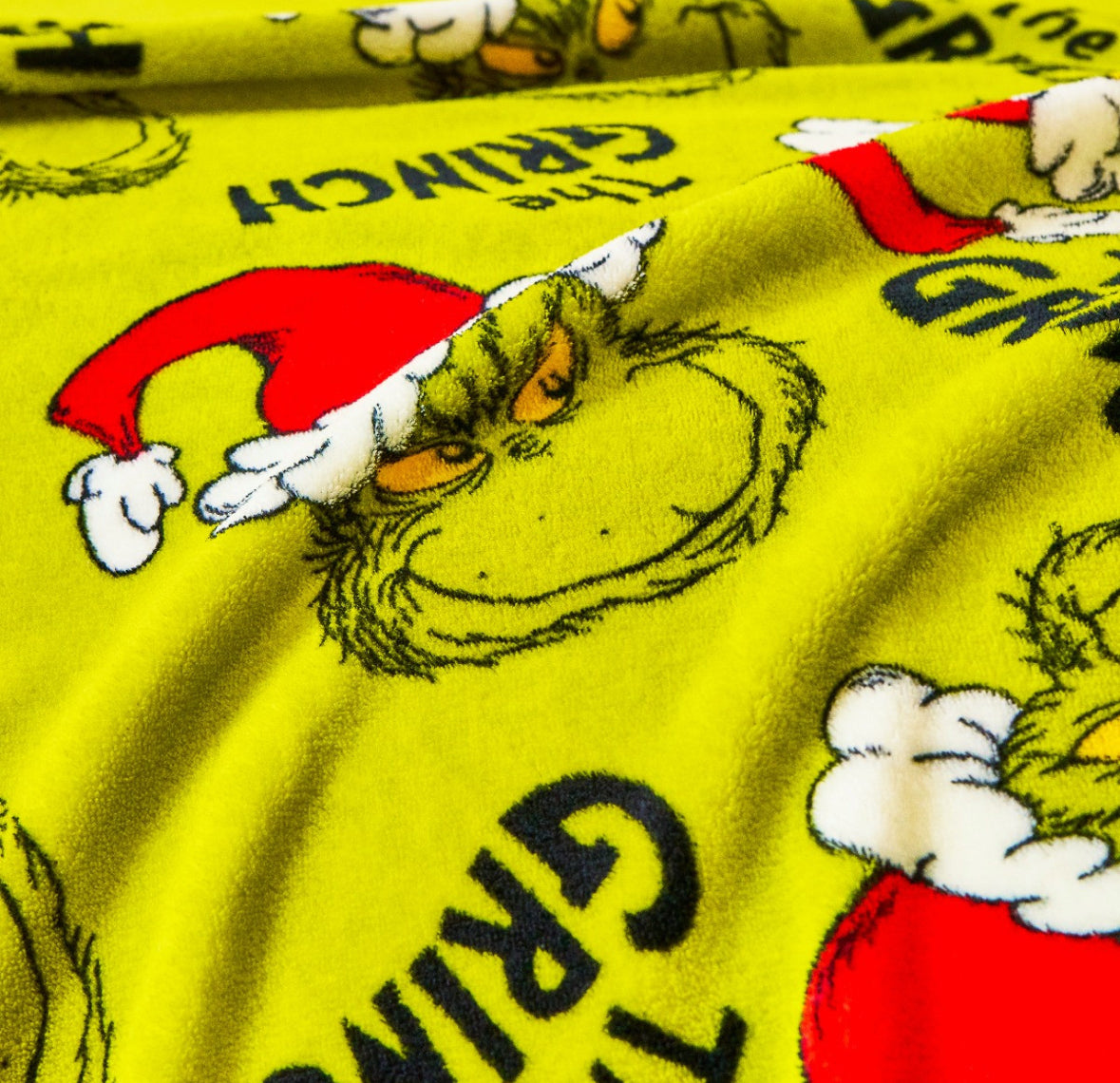 The Grinch Pinted Throw - Green 🇬🇧
