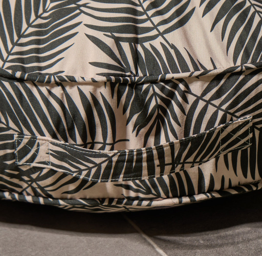 Indoor/Outdoor Round Print Filled Cushions 🇬🇧