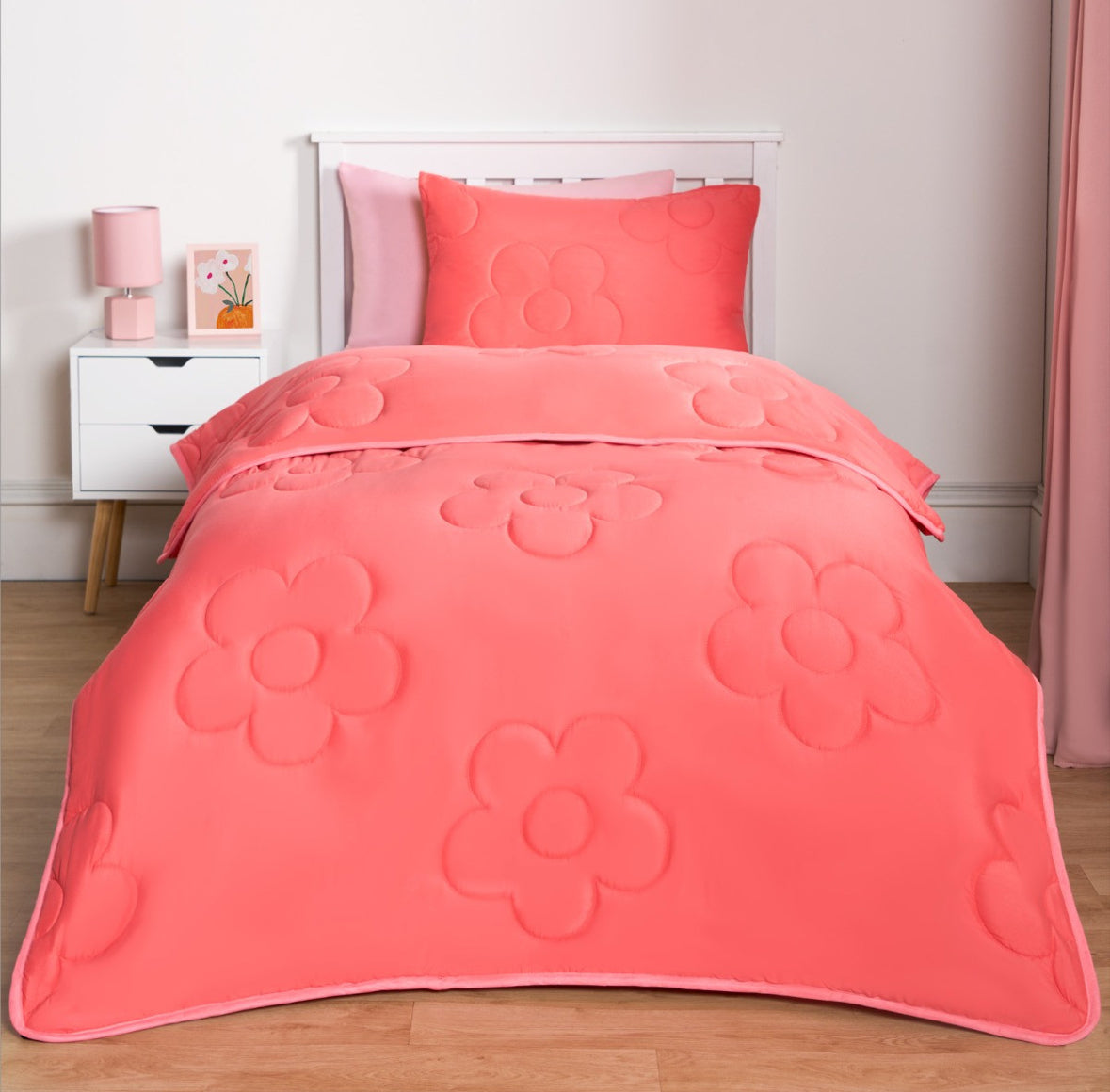 Coverless Daisy Quilted 7.5 Tog Duvet Set - Coral Pink 🇬🇧