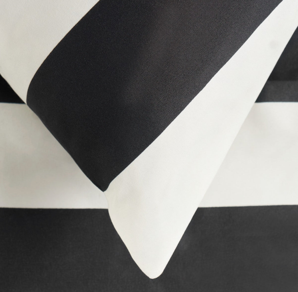 Mono Stripe Duvet Cover Set - Monochrome 🇬🇧