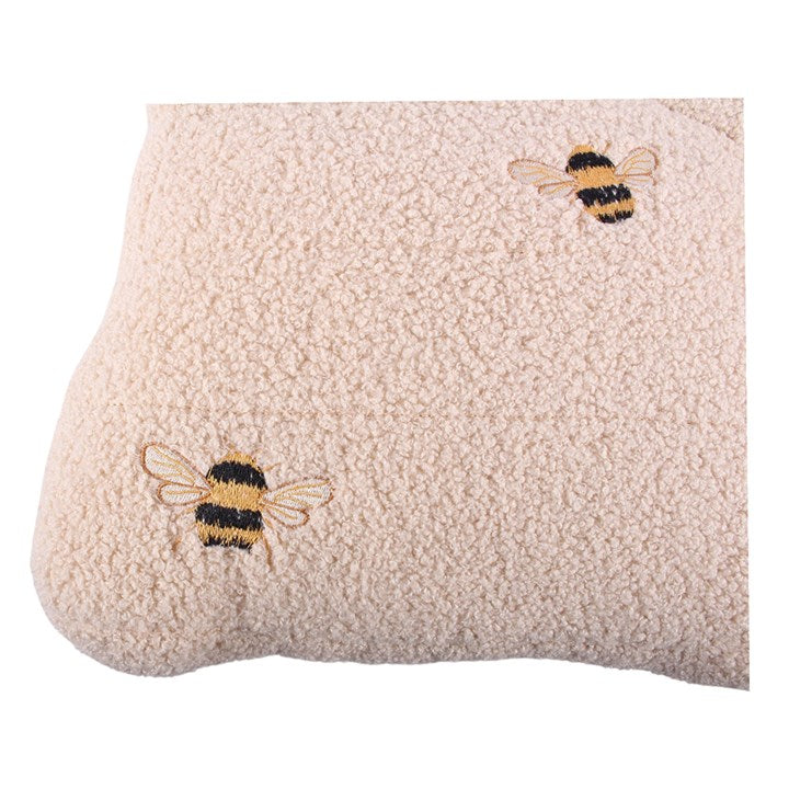 White Beehive Boucle Cushion 🇬🇧