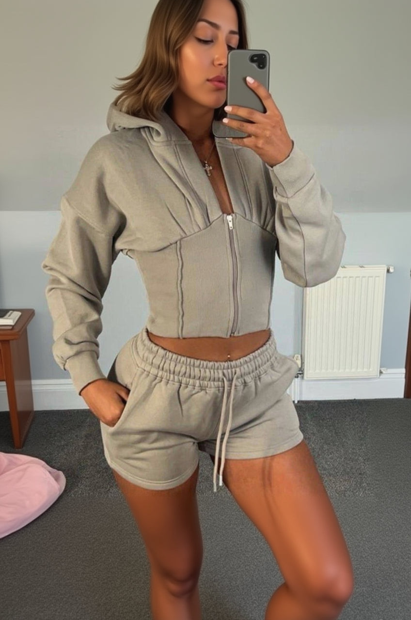 Cropped Zipped Co-Ord Hooded Short Set 🇬🇧