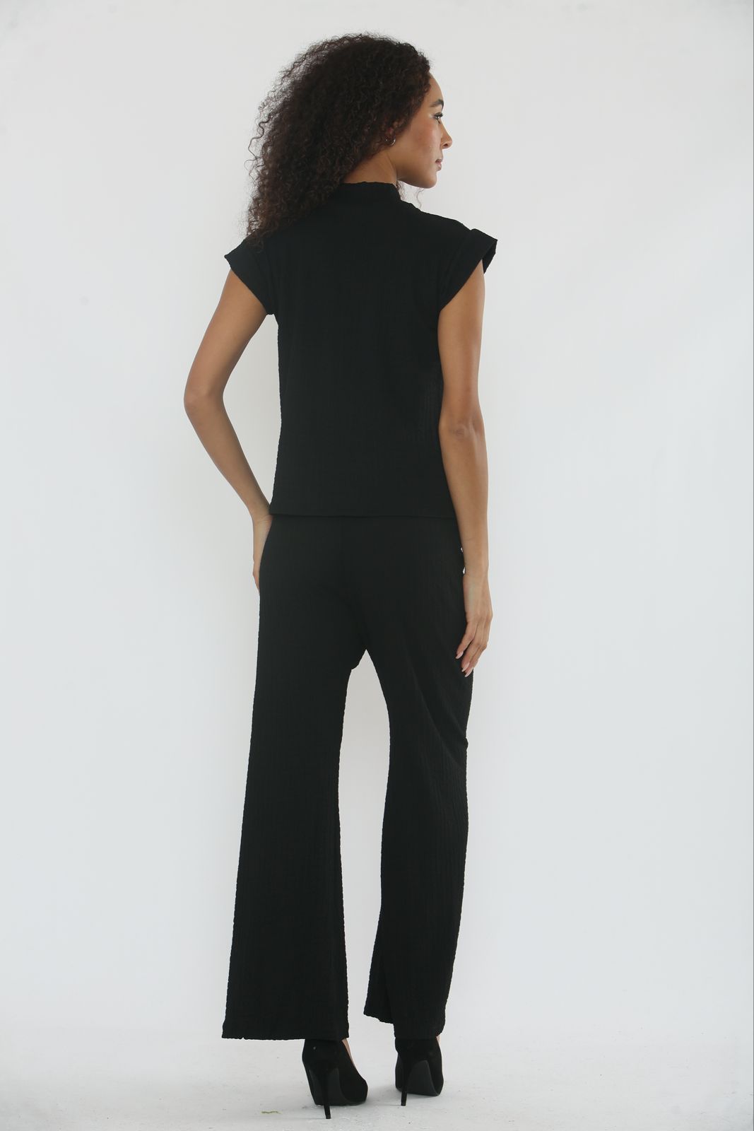 V-Neck Cheesecloth Gold Button Top & Wide Leg Trouser Co-Ord Suit 🇬🇧