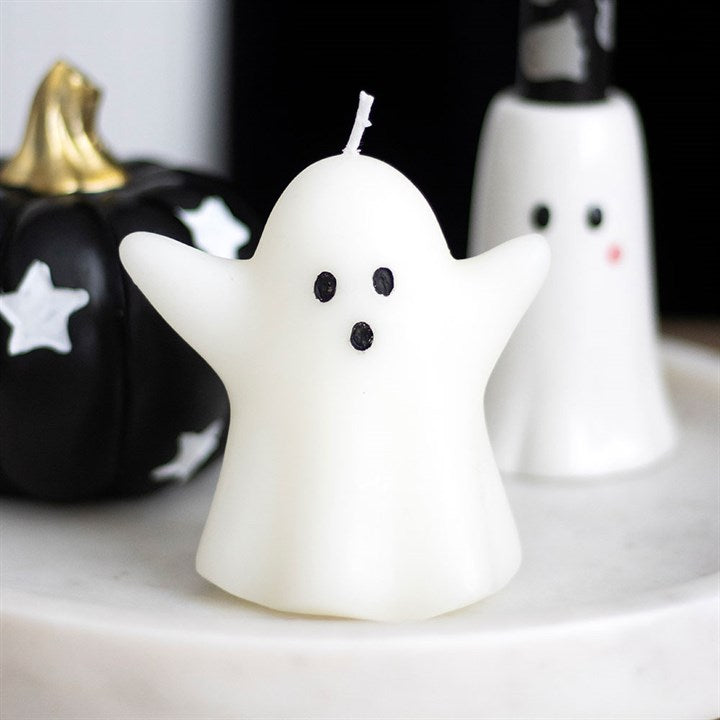 Sweet Ghost Shaped Candle 🇬🇧