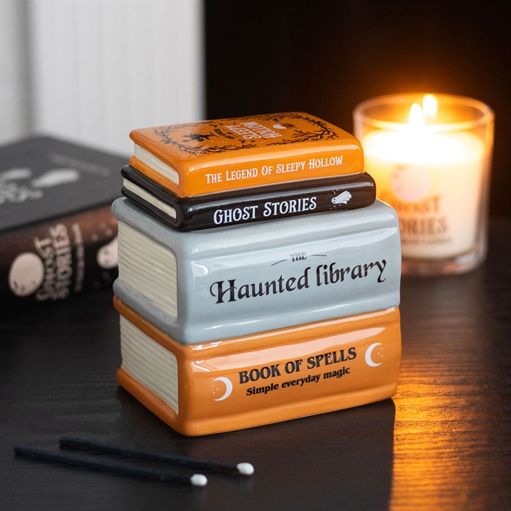 Haunted Library Book Stack Oil Burner and Wax Warmer 🇬🇧