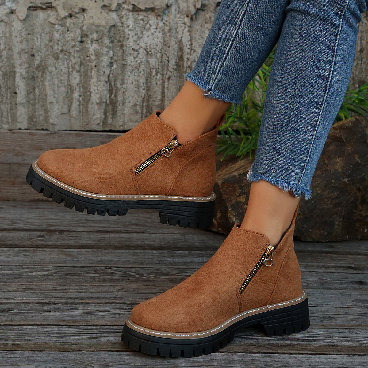 Suede Chelsea Boots with Side Zipper 🇨🇳