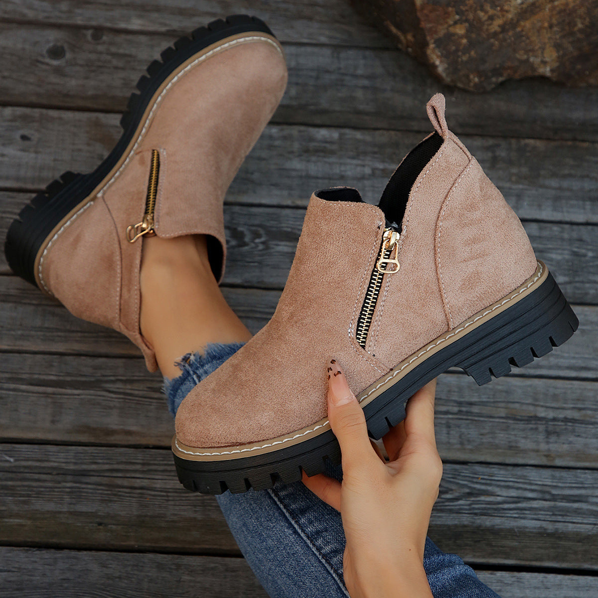 Suede Chelsea Boots with Side Zipper 🇨🇳