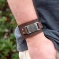 Brown Celtic Shield Knot Leather Cuff Bracelet 🇬🇧