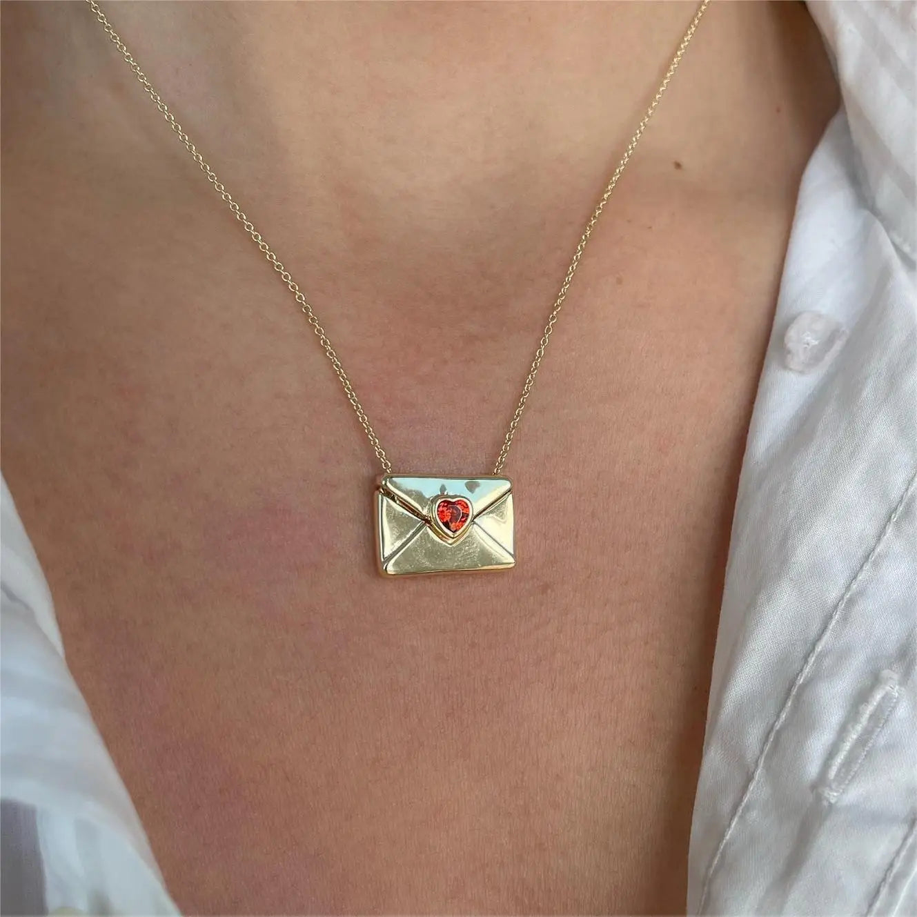 Envelope Heart Necklace 🇬🇧