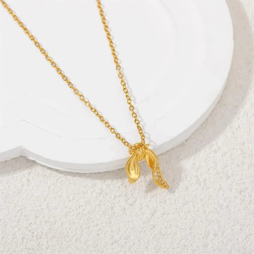 Dainty Bowknot Necklace 🇬🇧