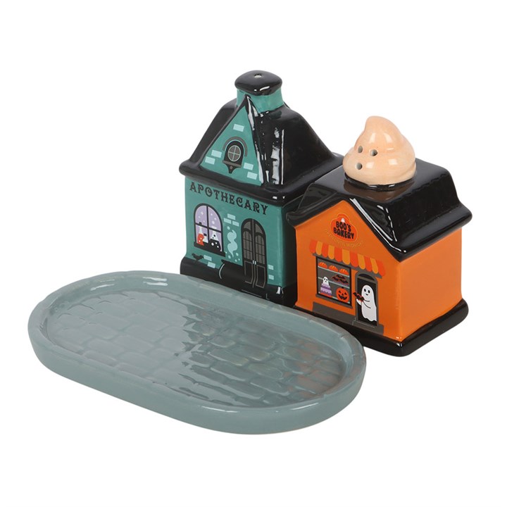 Spooky Street Salt and Pepper Shakers 🇬🇧