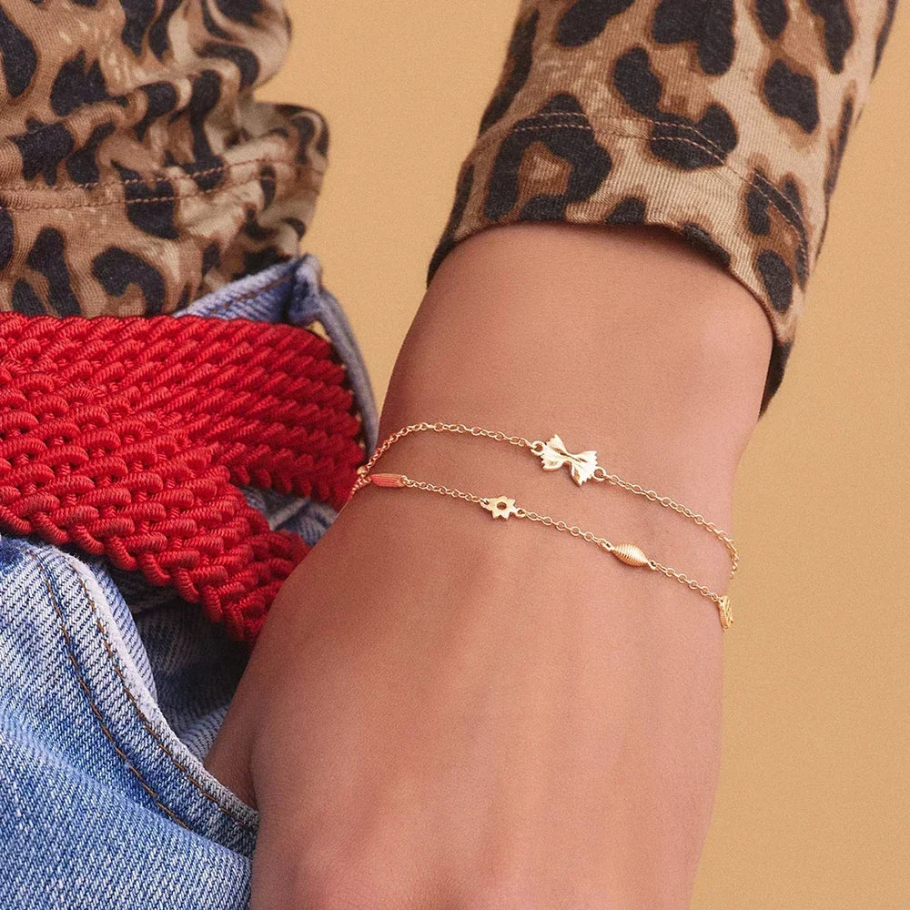 Bow Charm Bracelet 🇬🇧
