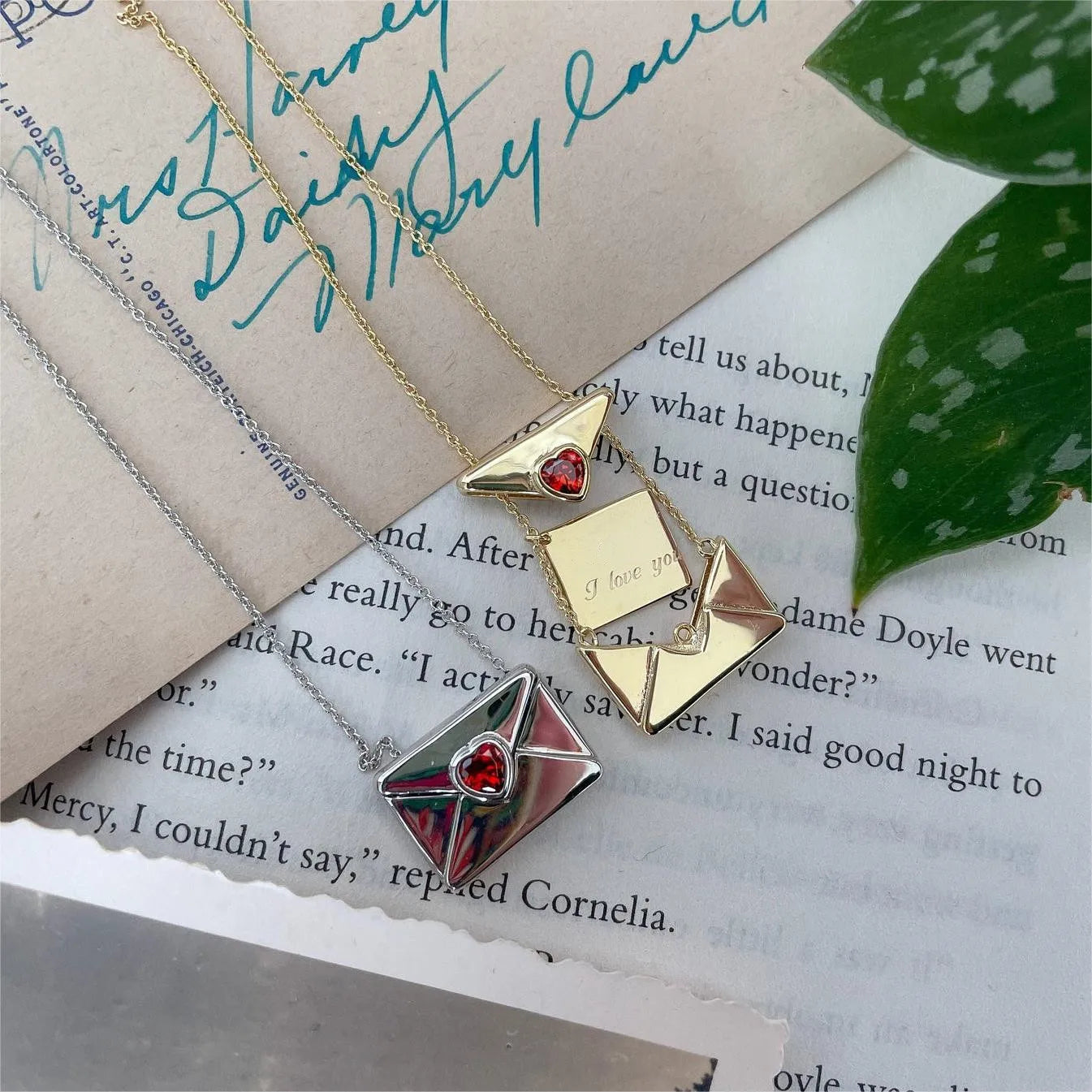Envelope Heart Necklace 🇬🇧