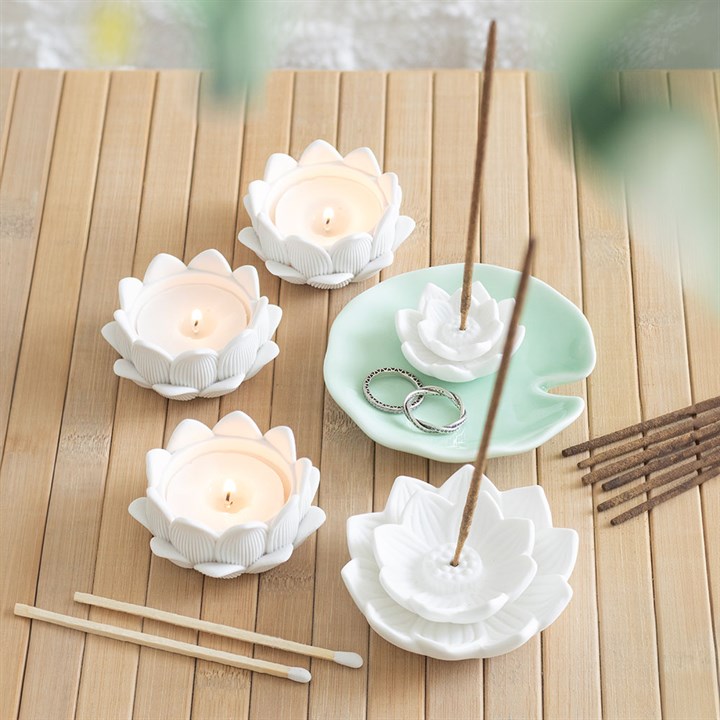 Set of 3 White Lotus Flower Tealight Holders 🇬🇧