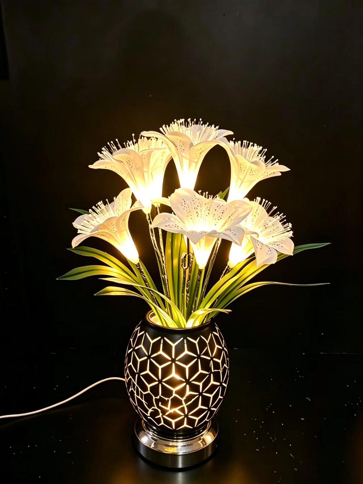 Decorative table lamp flower-like design 🇬🇧