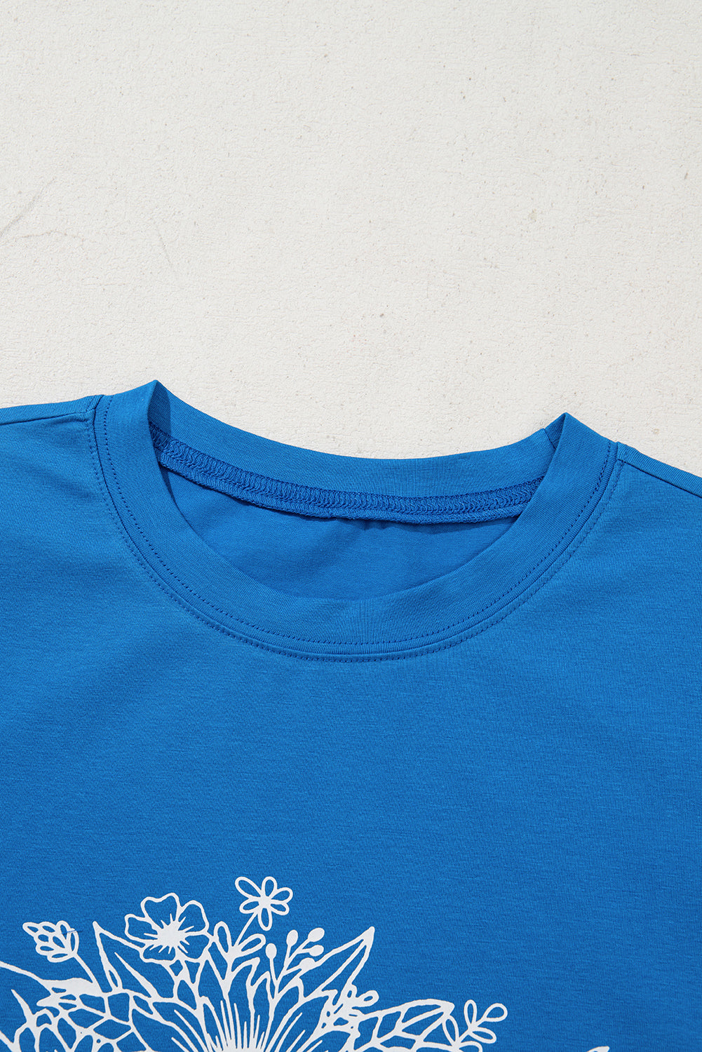 Blue Sunflower Boots Graphic Western Fashion T Shirt 🇺🇲
