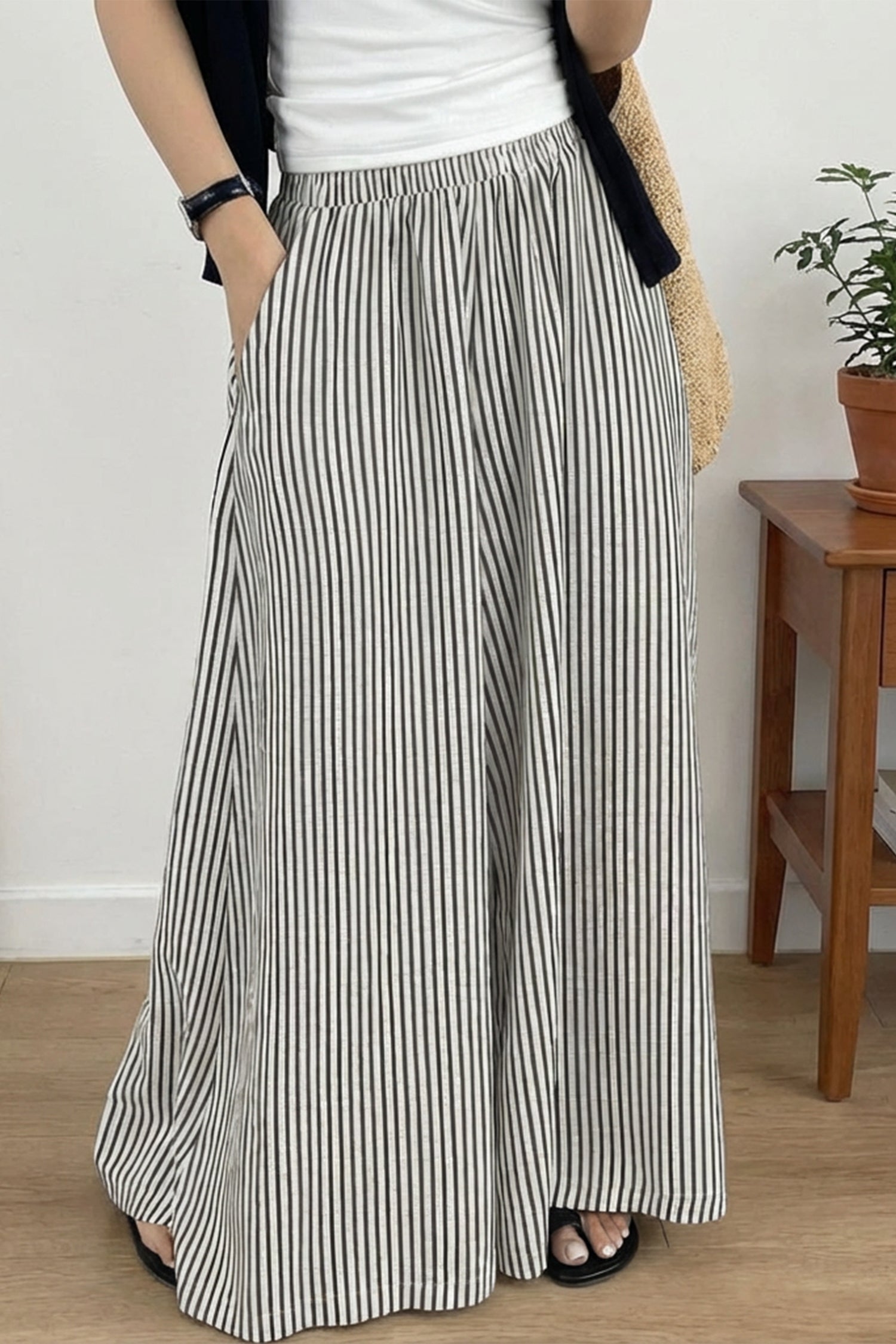 Black Stripe Elastic Waist Ultra Wide Leg Pants 🇺🇸