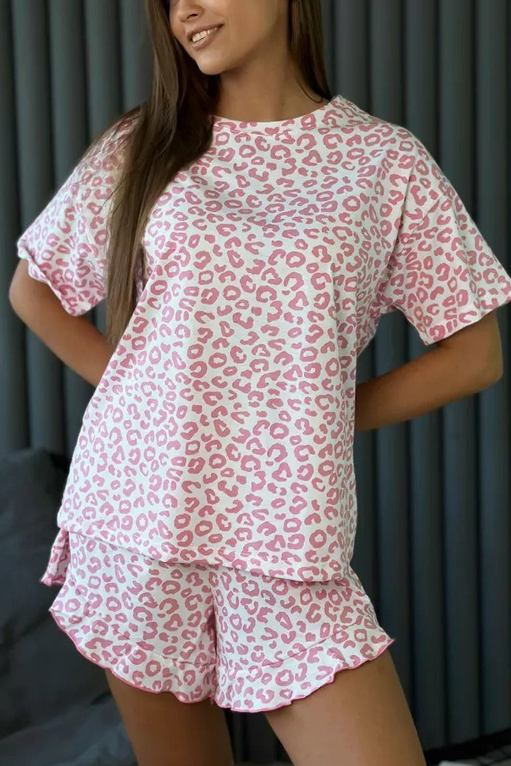 Pink Leopard Print Crew Neck Tee and Ruffled Shorts 2 Lounge Set 🇺🇸