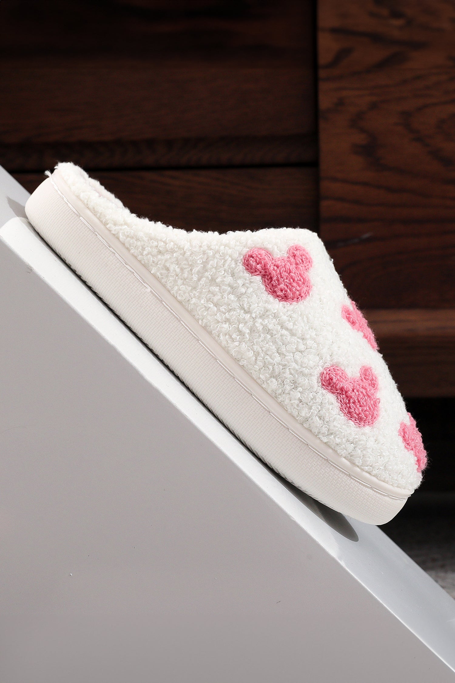 White Mickey Mouse Cartoon Head Pattern Plush House Slippers 🇺🇸