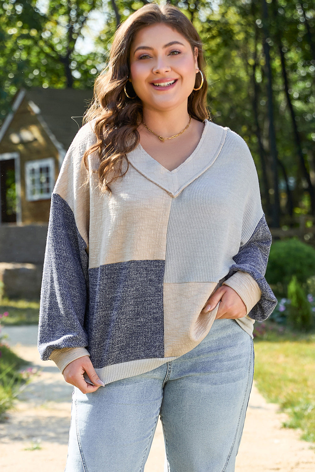 Ashleigh Blue Plus Size Textured Colorblock Patchwork V Neck Top 🇨🇳