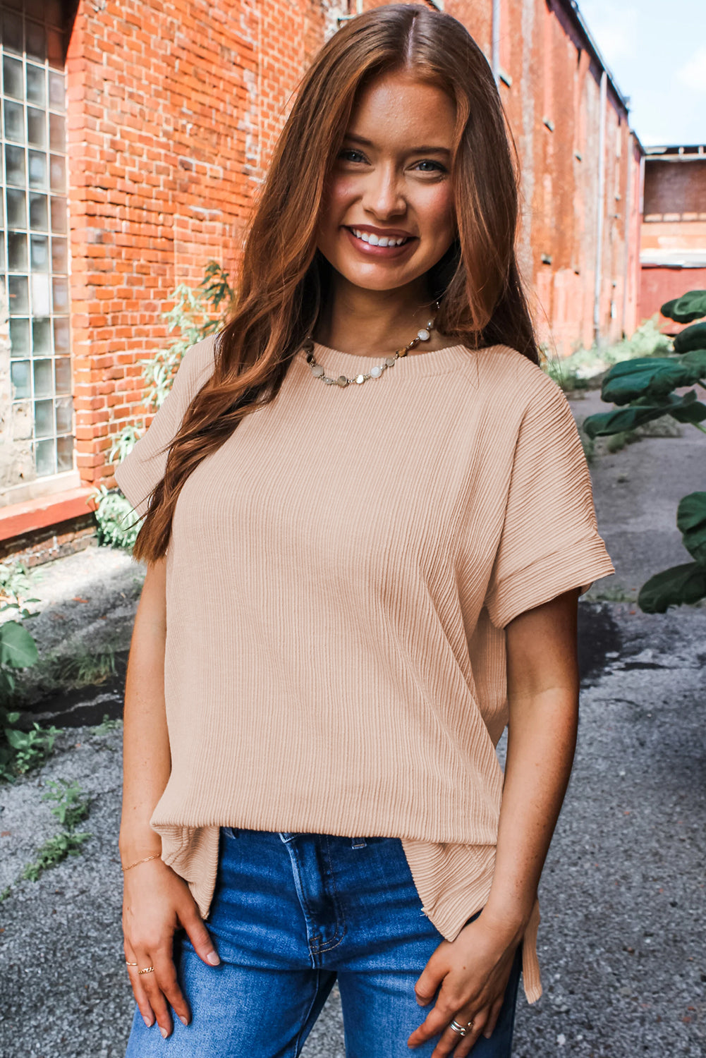 Jet Stream Textured Knit Round Neck Short Sleeve Top 🇨🇳