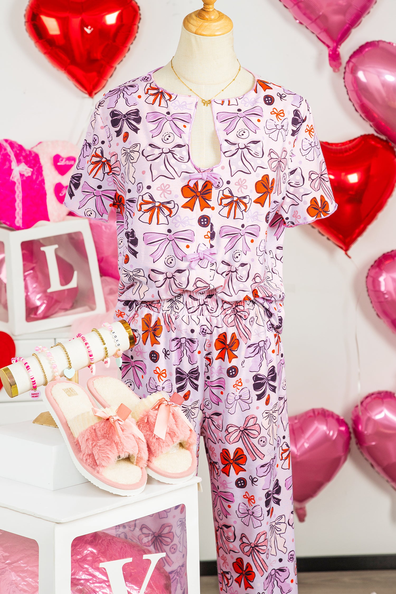 Pink Diverse Bows Buttons Printed Contrast Trim Short Sleeve Shirt Pajama Pant Set 🇺🇸