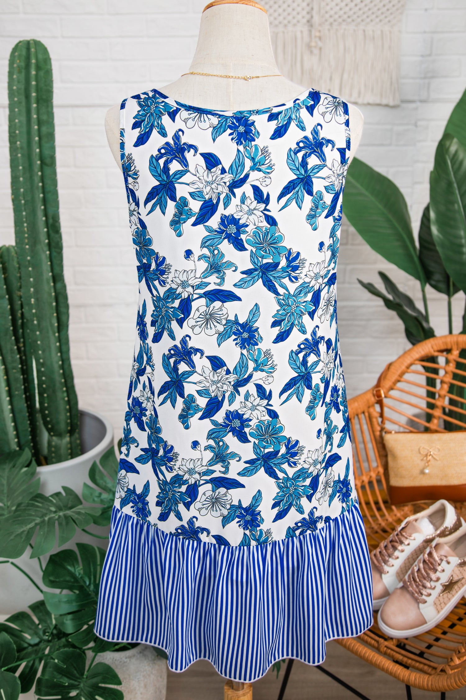 Sky Blue Floral Print U Neck Sleeveless Striped Ruffle Hem Patchwork Dress 🇺🇸