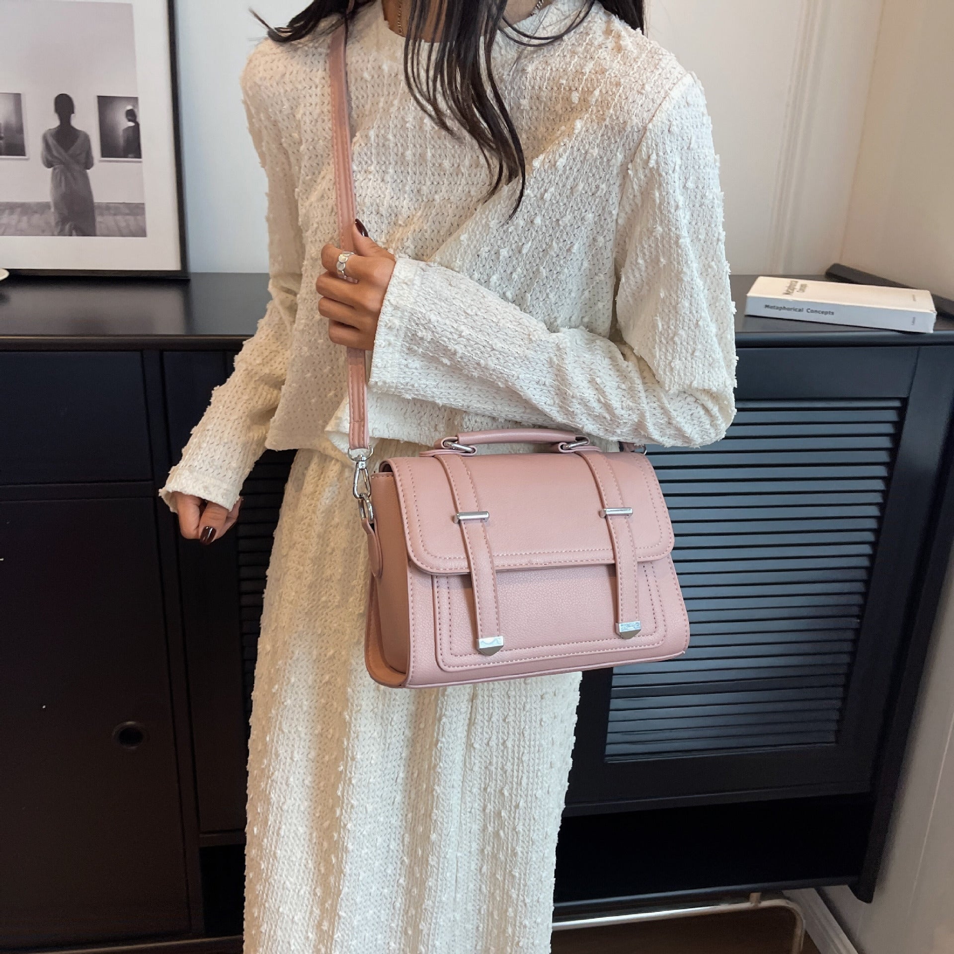 Stylish Minimalist Versatile Crossbody Shoulder Bag For Women 🇨🇳