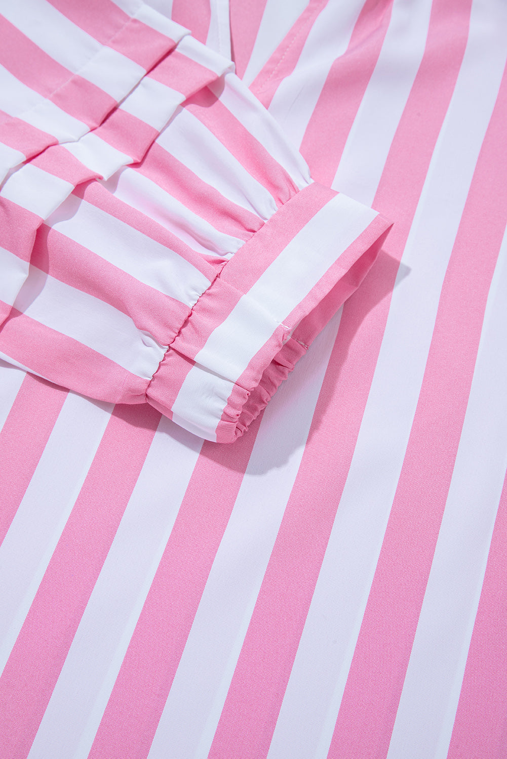 Rose Stripe Split Neck Button Decor Front Puff Sleeve Blouse 🇺🇸