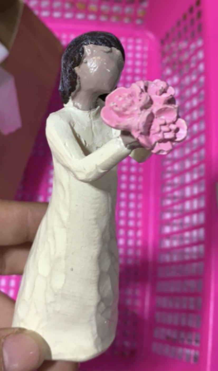 Home Girl Resin Statue Decoration 🇨🇳