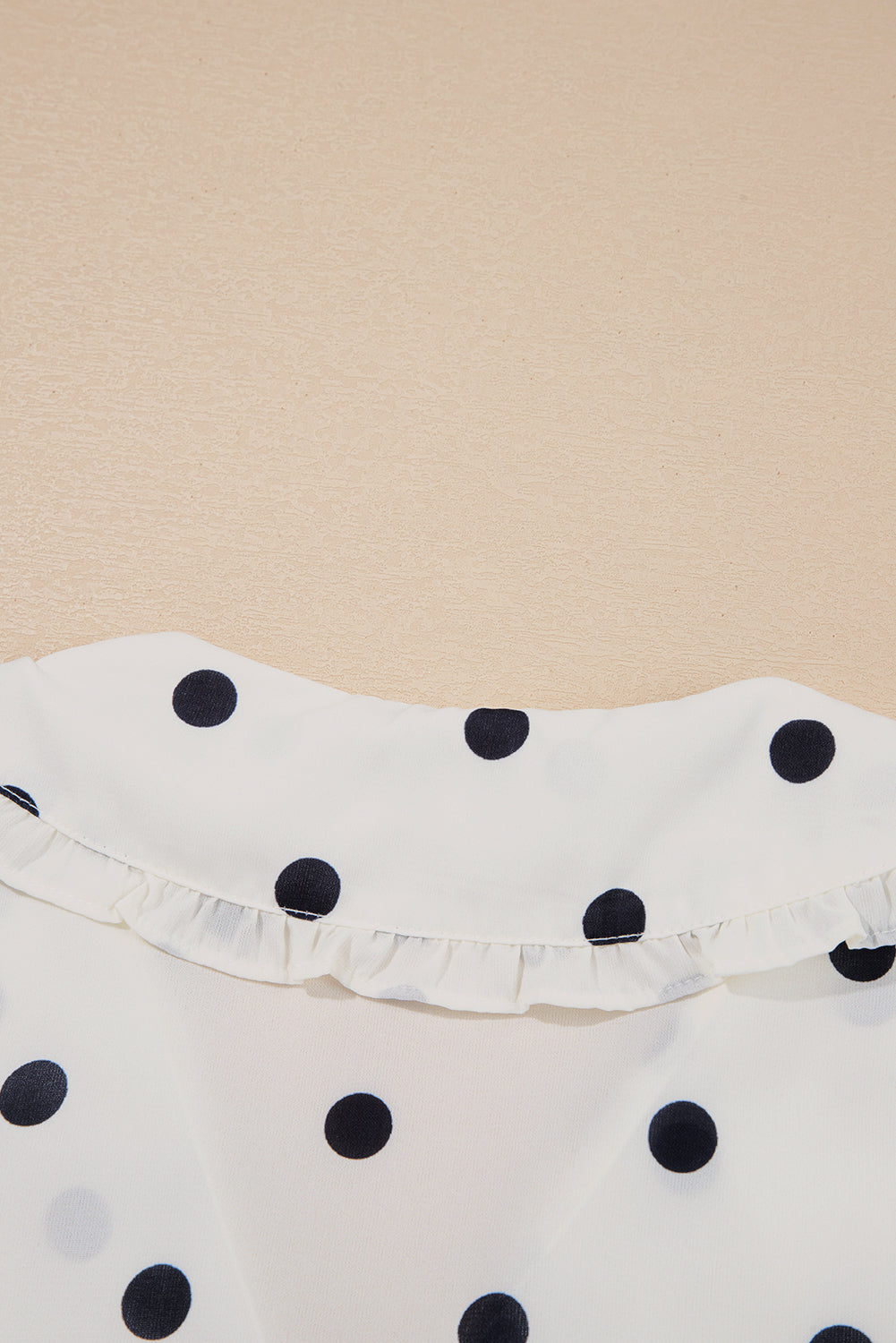 White Polka Dot Collared Lace up Font Puff Sleeve Peplum Top 🇨🇳
