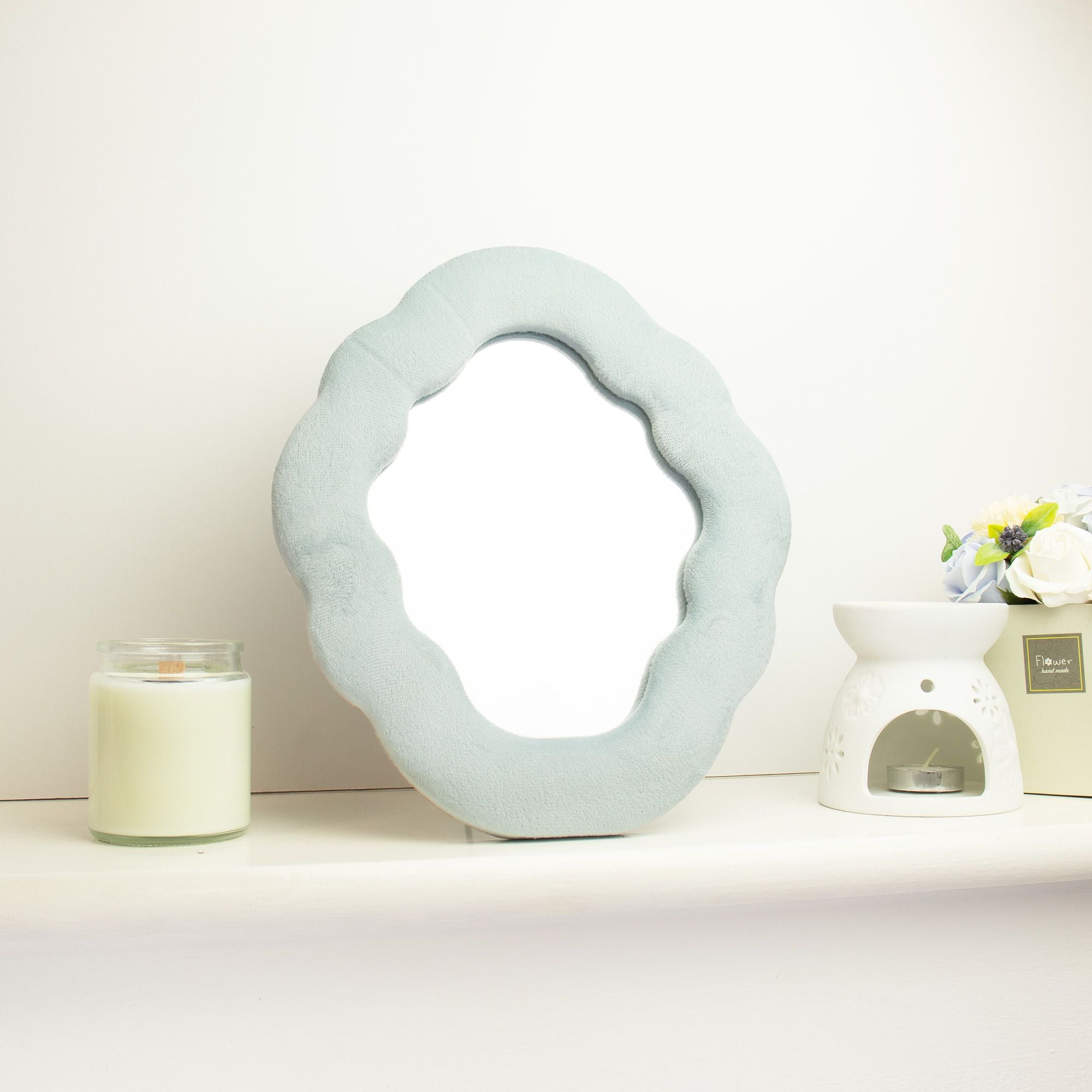 Soft Squiggly Mirror – Cloud – Cloud Blue (28x24x2.3cm) 🇬🇧