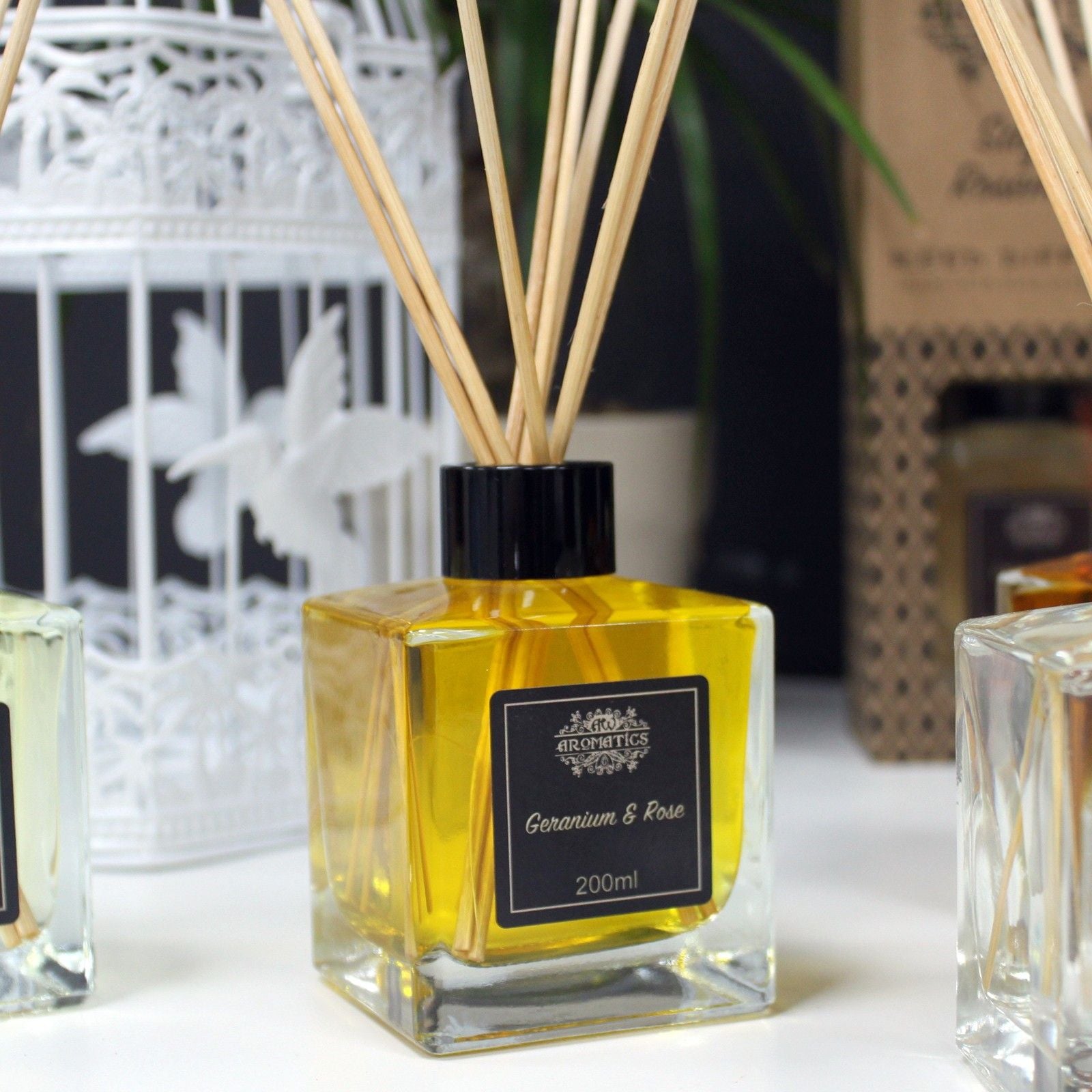 200ml Geranium & Rose Essential Oil Reed Diffuser 🇬🇧